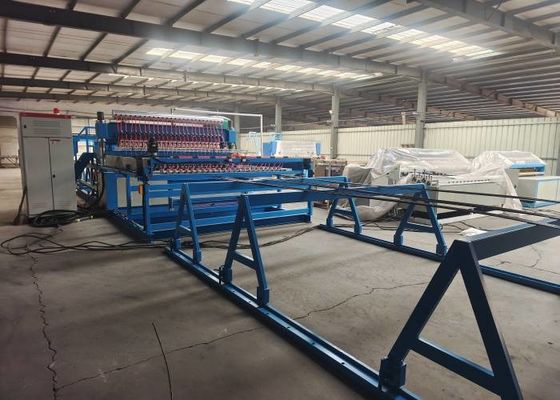 Szerokość siatki 3m Szerokość siatki 6m Autostrada PLC wzmocnienie siatki spawalnia